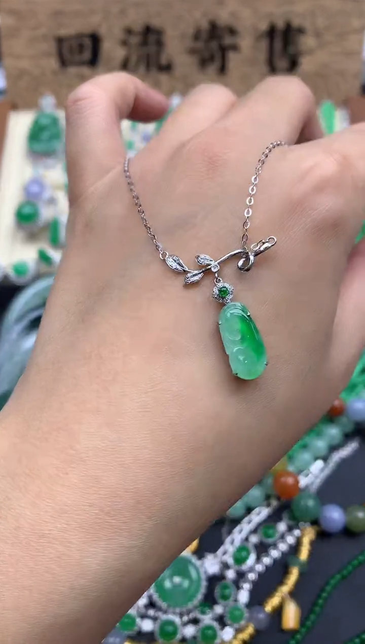 【闪购商品】翡翠颈饰18K金镶嵌339-中国好珍宝