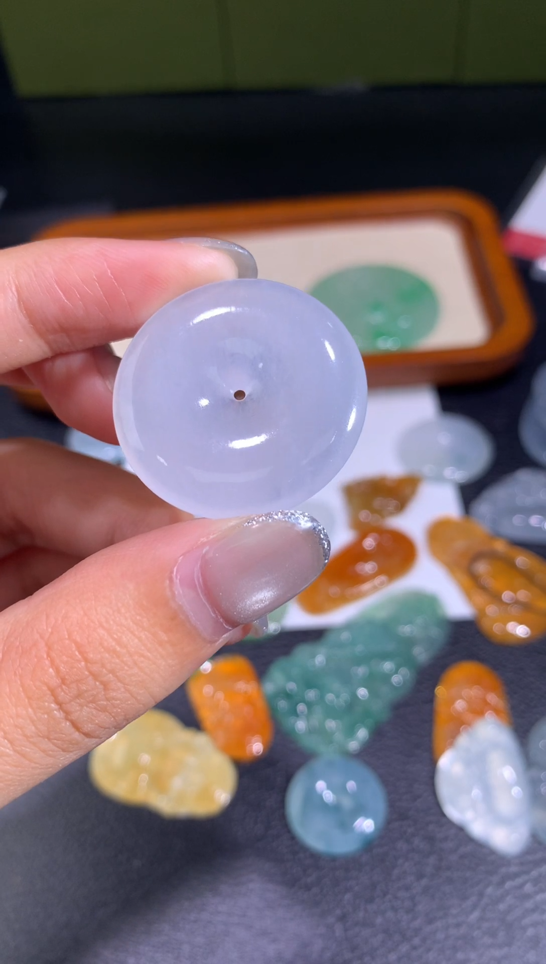 颈饰未镶嵌翡翠扣子