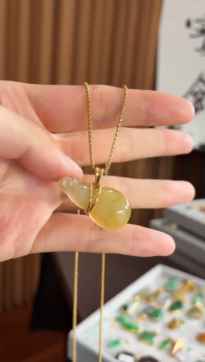 吊坠(不含链)18K金镶嵌翡翠吊坠