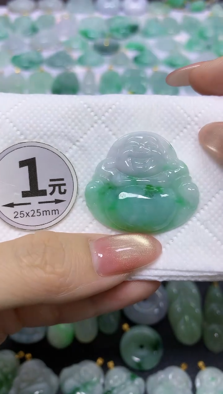 翡翠未镶嵌颈饰天然翡翠A货