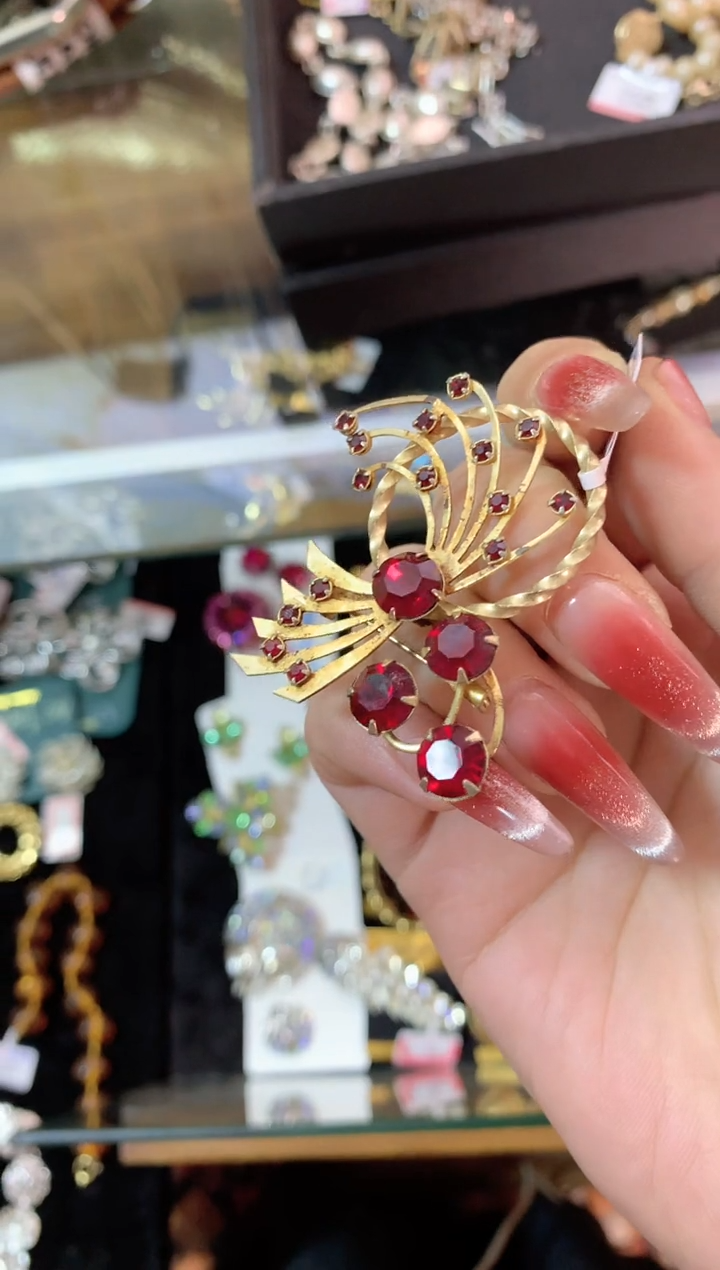 【闪购商品】瓷片楚楚中古珠宝甄选不退换