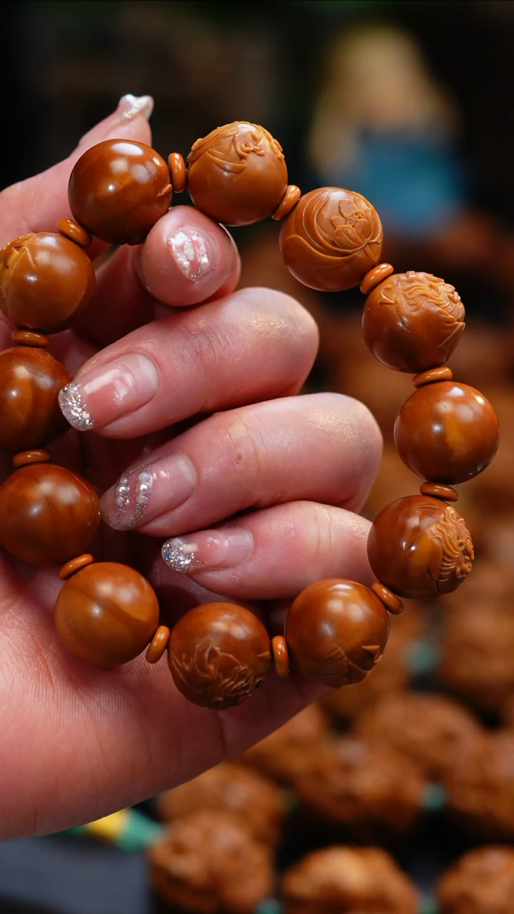 【闪购商品】橄榄核吊坠橄榄核