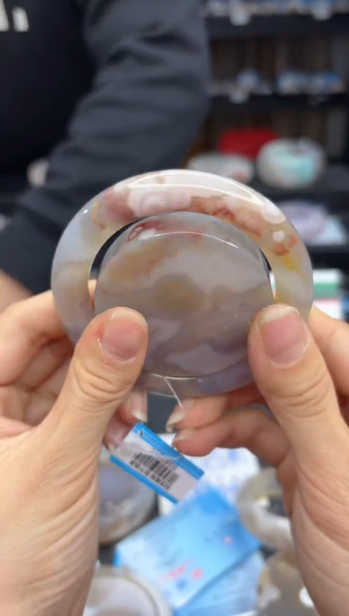 【闪购商品】石英质玉手镯未镶嵌2215（56圈赠送镯心）