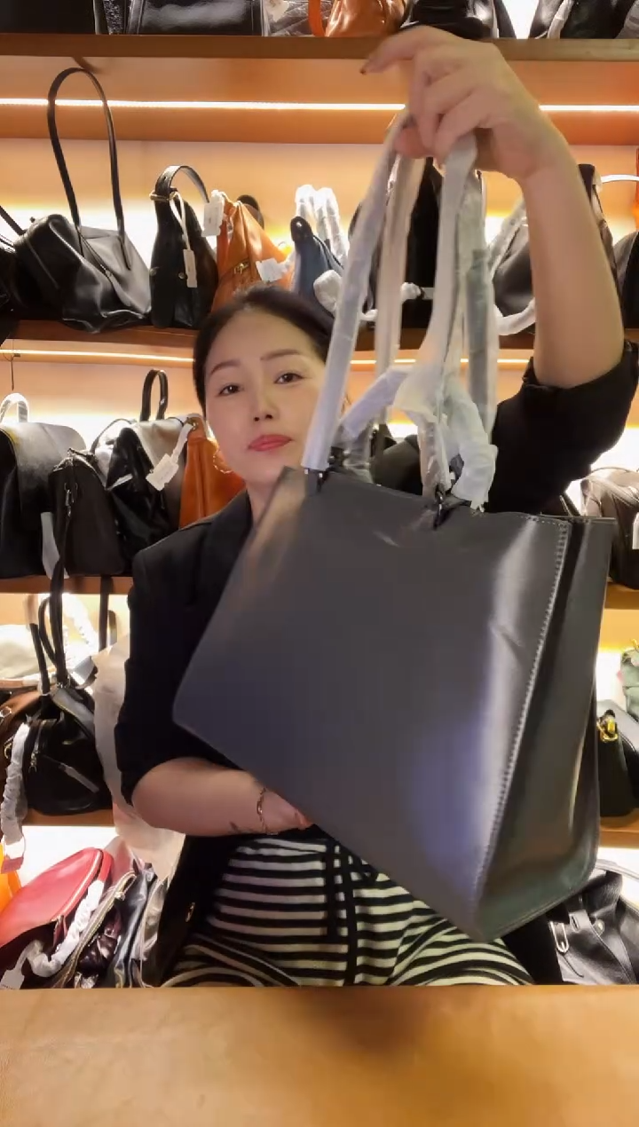 牛皮（革）高端订制时尚百搭女士手提斜跨包