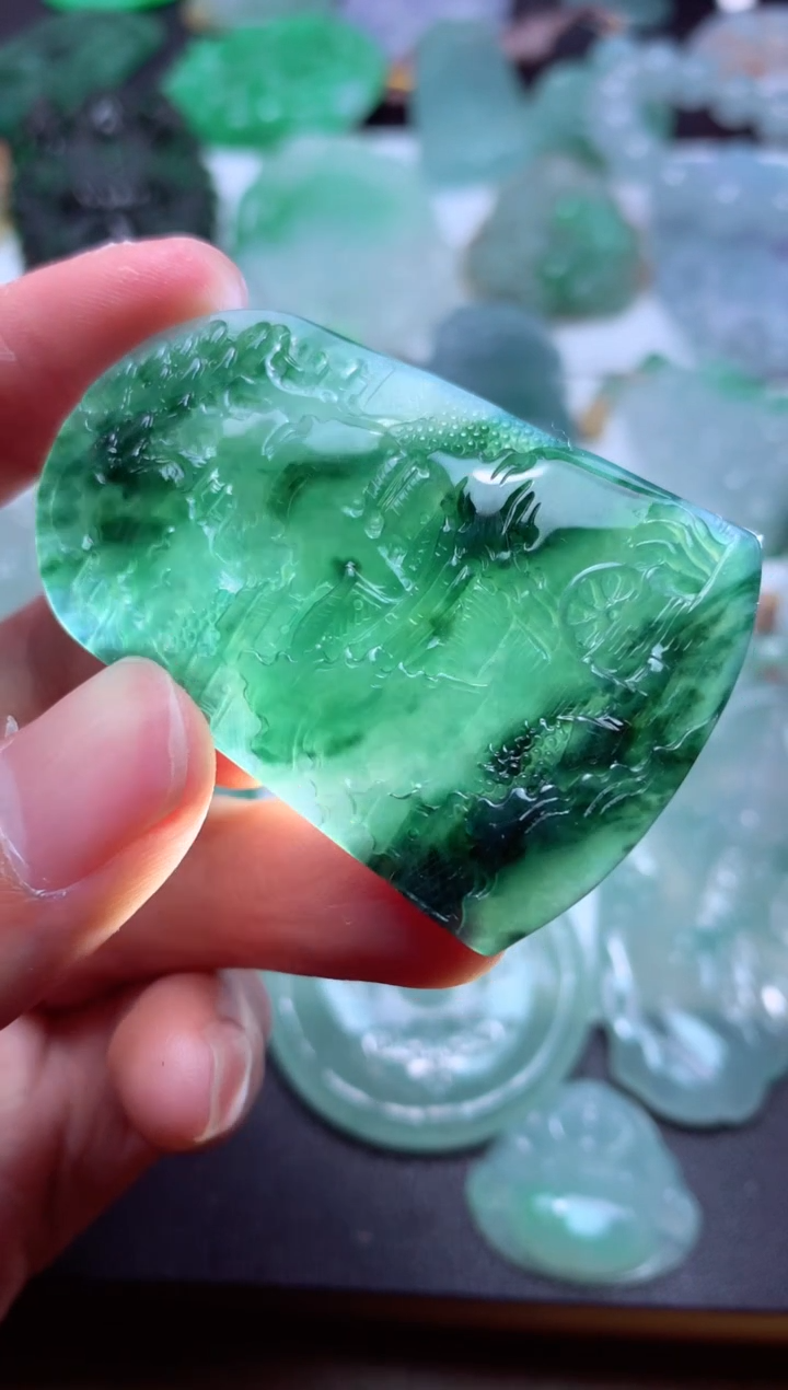 【闪购商品】翡翠颈饰未镶嵌天然翡翠