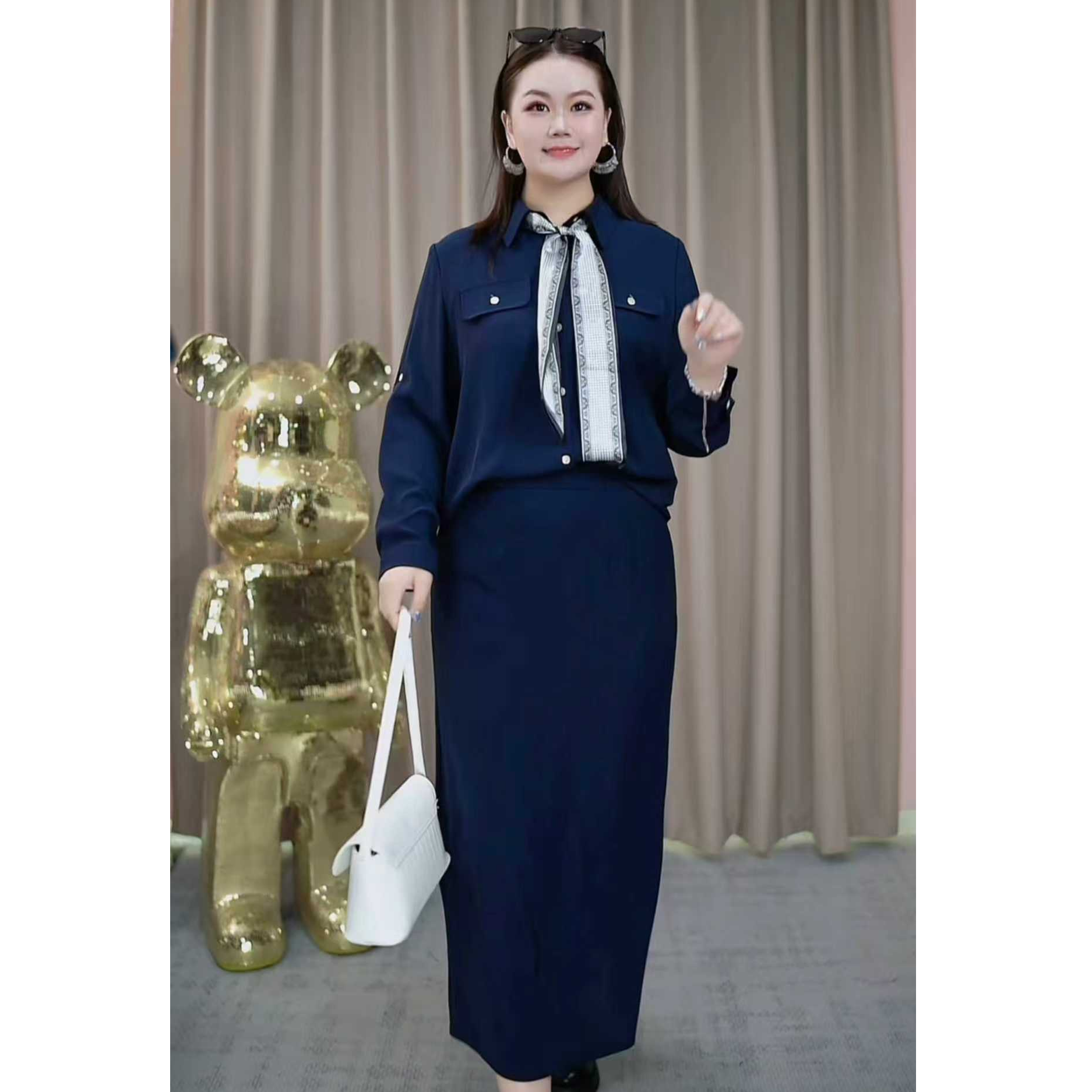 【洋洋】长裙中长裙单排多扣吸汗连衣裙套装设计师百搭职业法式