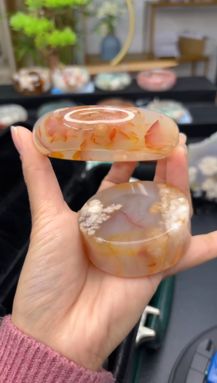 【闪购商品】石英质玉手镯未镶嵌C425(60圈赠送镯心)