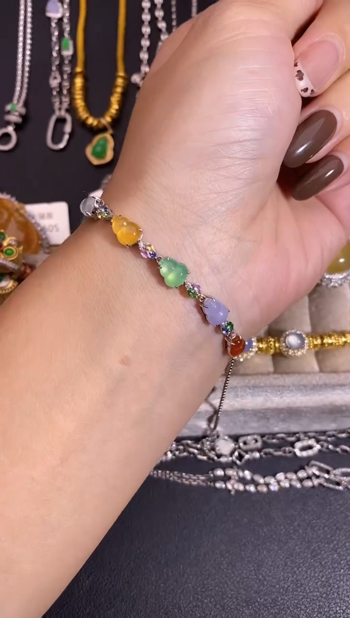 18K金镶嵌手链翡翠手链