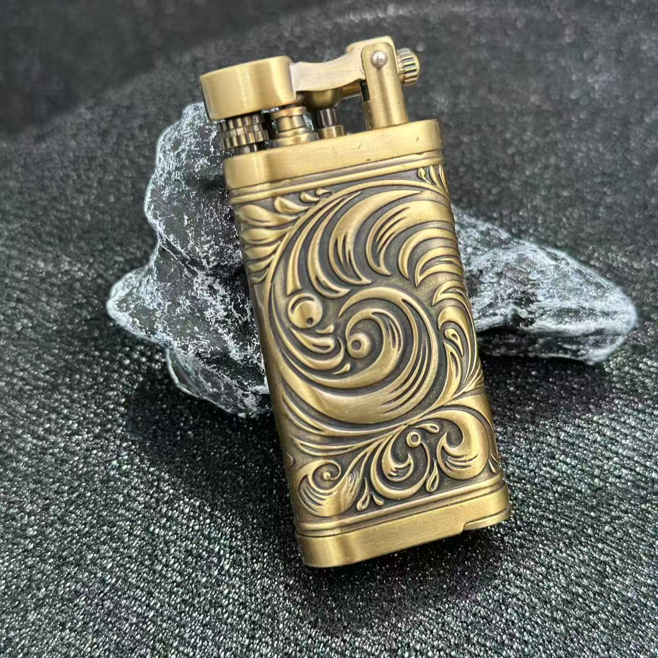 季风 抬臂 青铜气机打火机