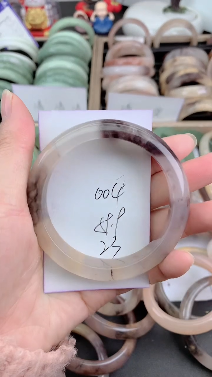 未镶嵌手镯石英质玉004