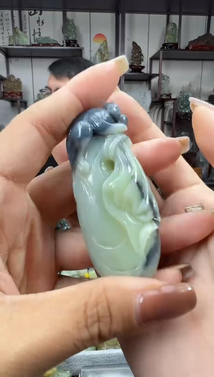 未镶嵌和田玉把件1