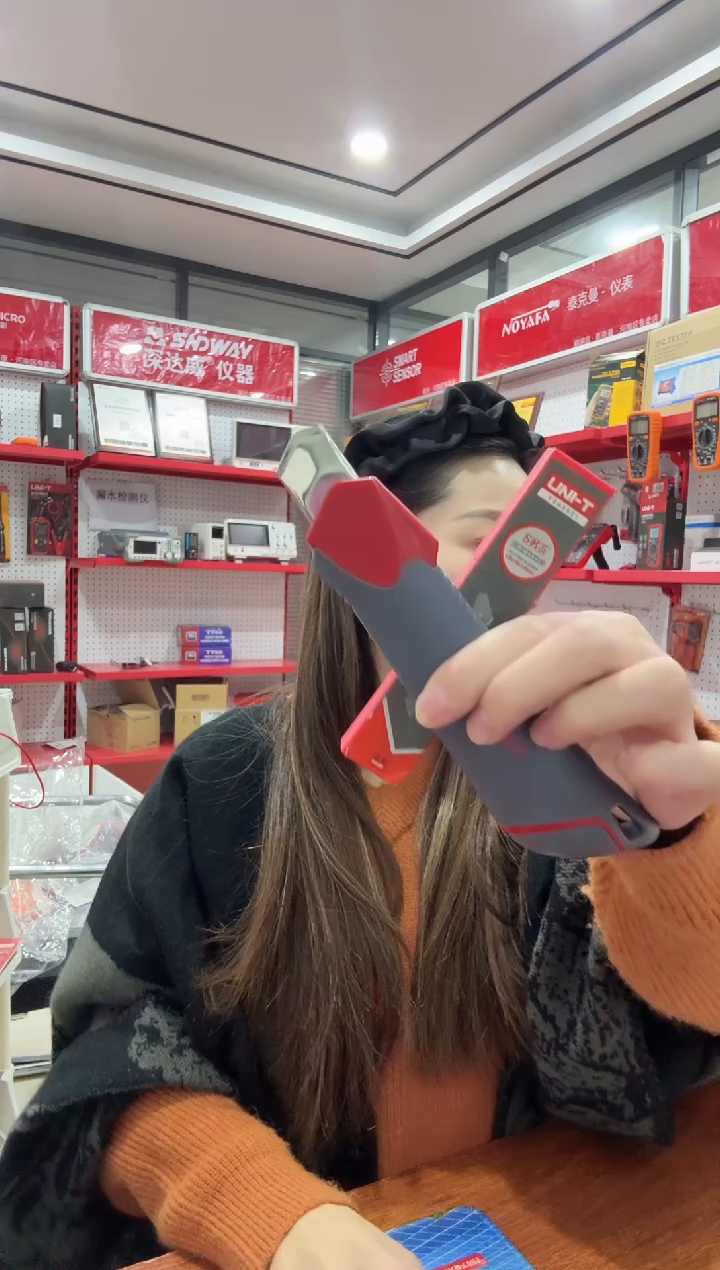 拆套装  KS010002 美工刀+040021刀片