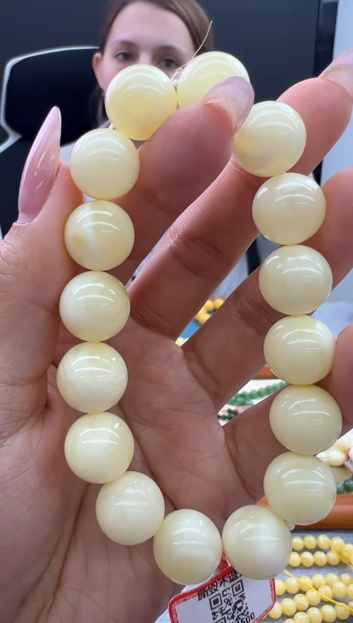 【闪购商品】琥珀手链未镶嵌125秒拍号