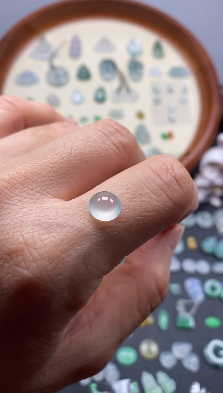 颈饰未镶嵌翡翠冰蛋面/芬