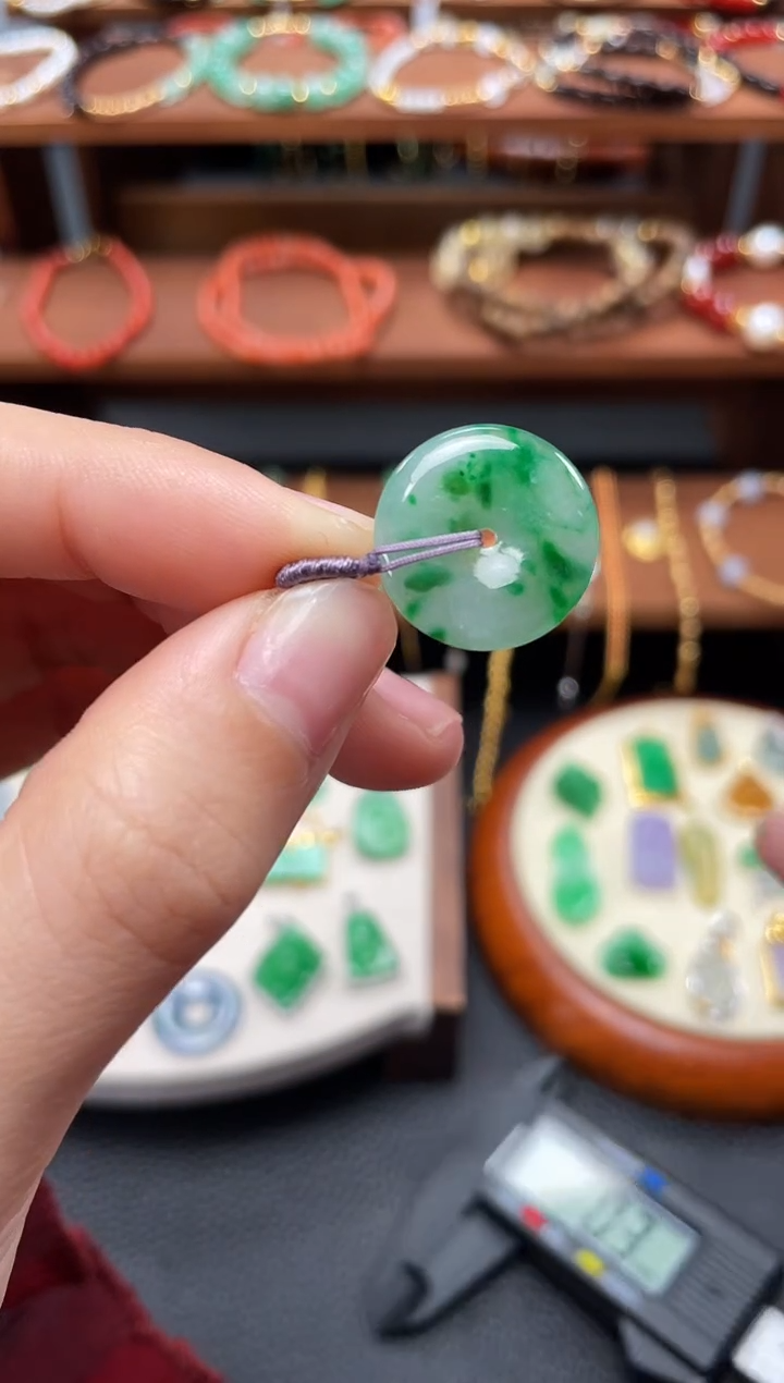 【闪购商品】翡翠吊坠(不含链)未镶嵌蛇473