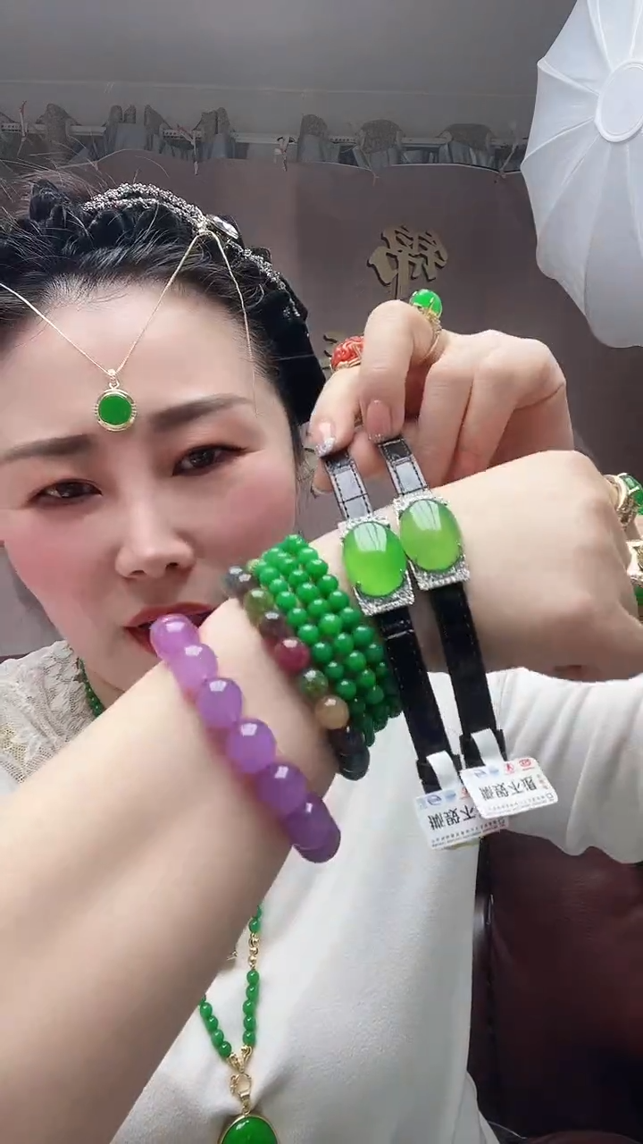 【闪购商品】翡翠手链银S925镶嵌手表手链