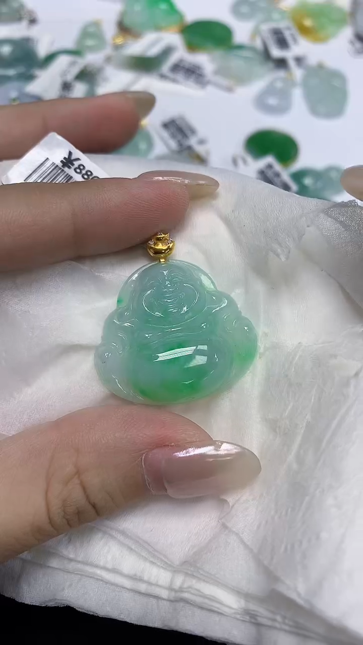 翡翠18K金镶嵌颈饰天然缅甸翡翠A货