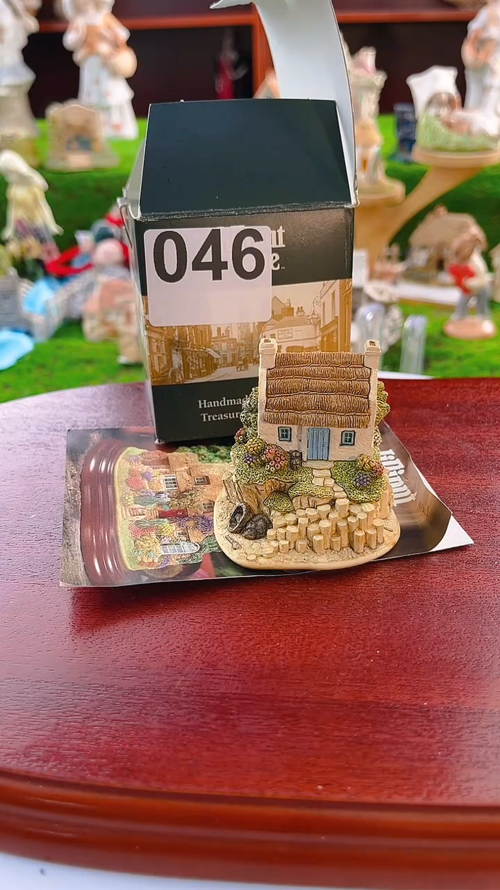 【闪购商品】紫砂茶宠Lilliput中古小房子046