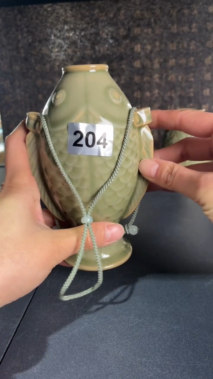 耀州窑仰山鱼瓶204