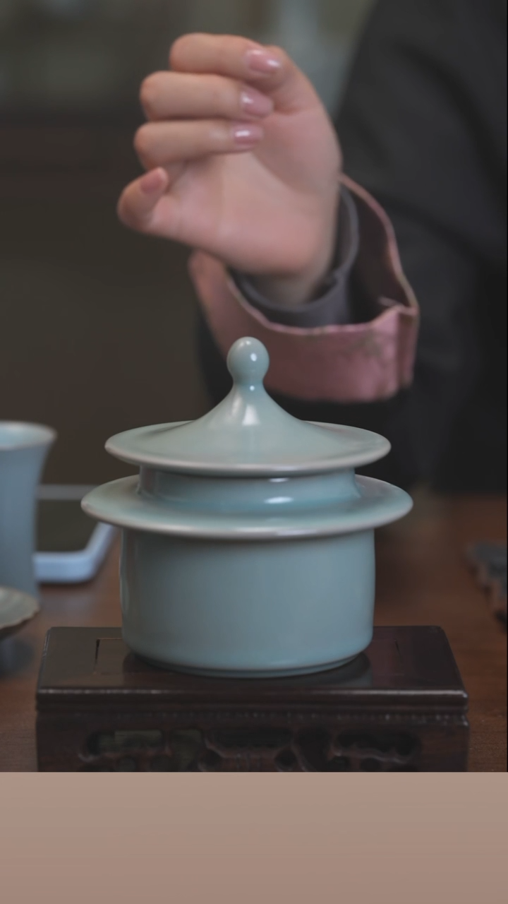 【闪购商品】清凉寺原产地仿古釉手工汝瓷天坛茶仓