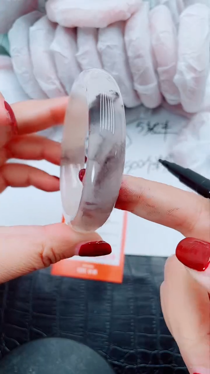 【闪购商品】石英质玉手镯未镶嵌S138-58-59