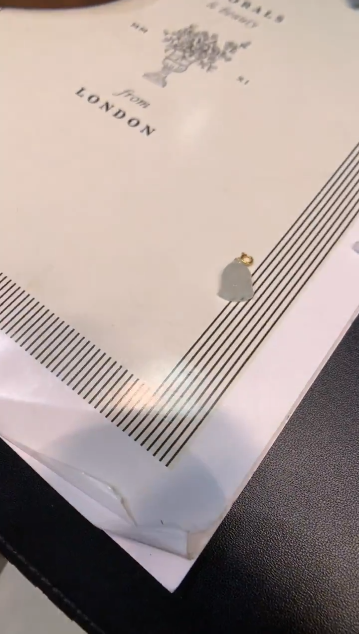 颈饰18K金镶嵌翡翠莲蓬