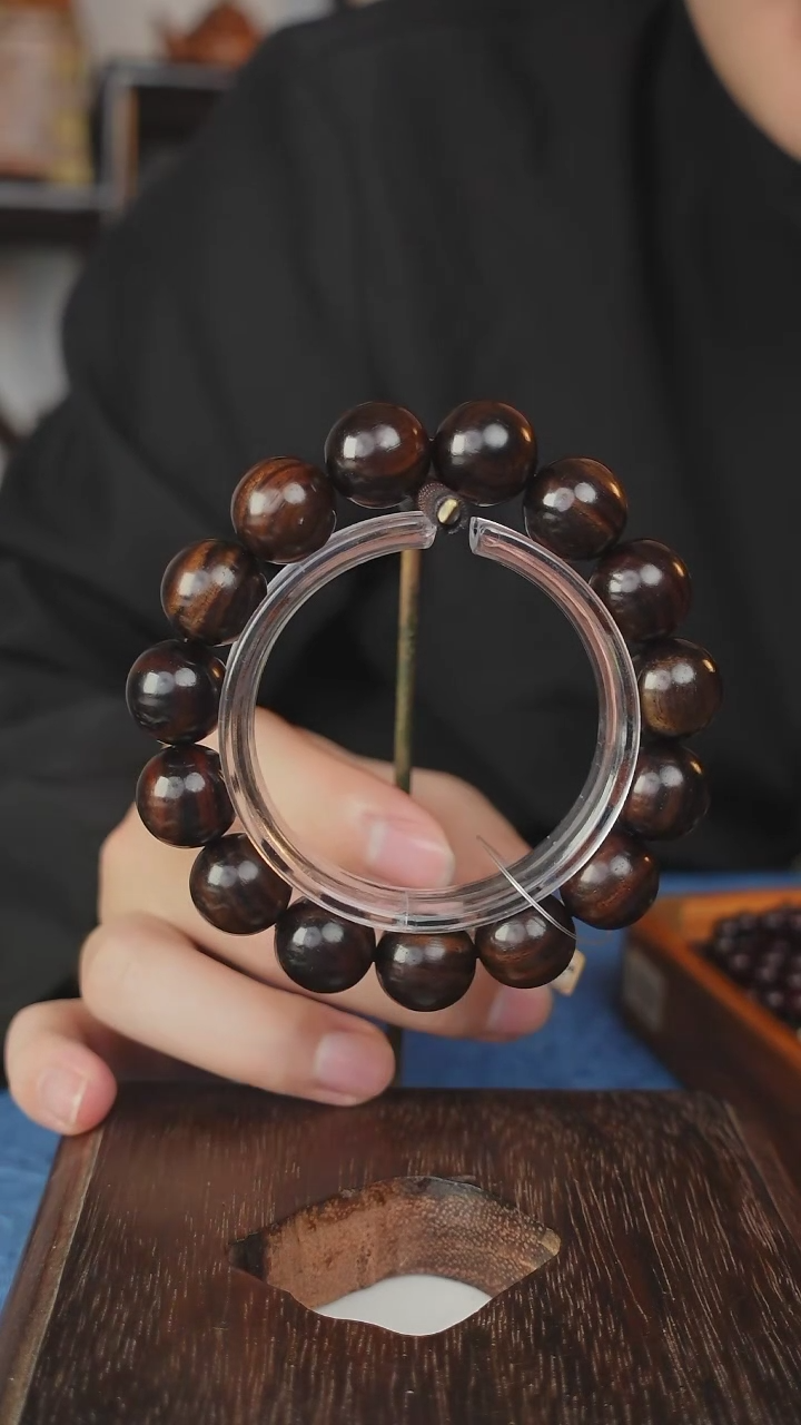 【闪购商品】木海南黄花梨-1.5手串