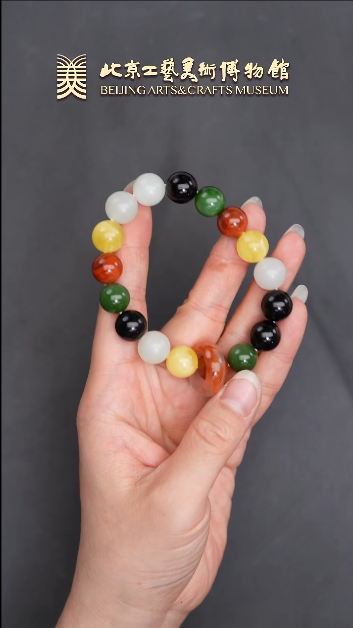 手串未镶嵌和田玉B0619GMD341（多样性发货）多宝