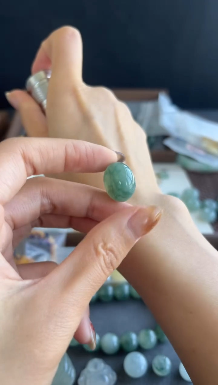 翡翠未镶嵌颈饰217号买断