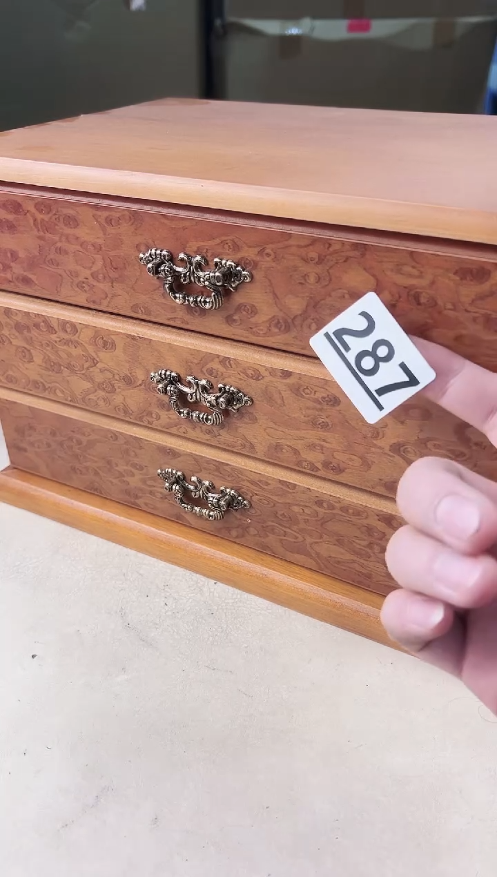 【闪购商品】瓷片287c中古产品，默认微瑕，谨慎参拍