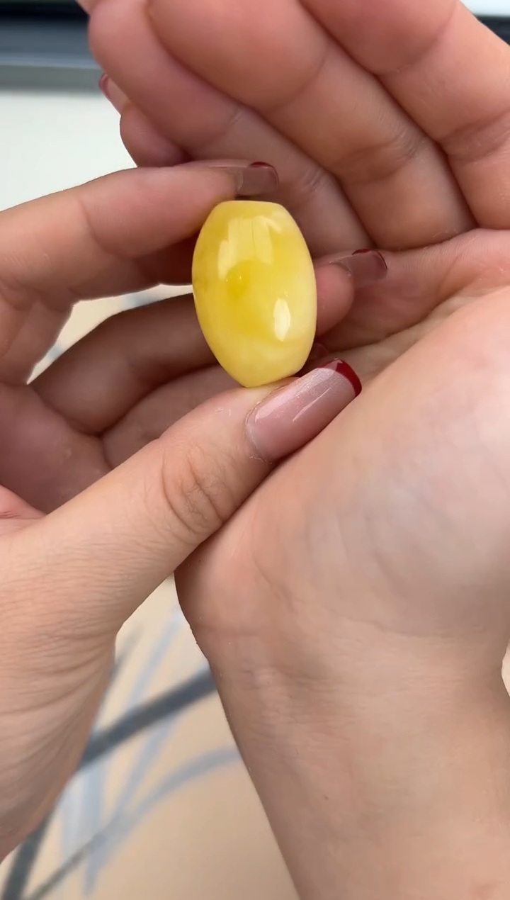 【闪购商品】琥珀裸石未镶嵌蜜蜡吊坠