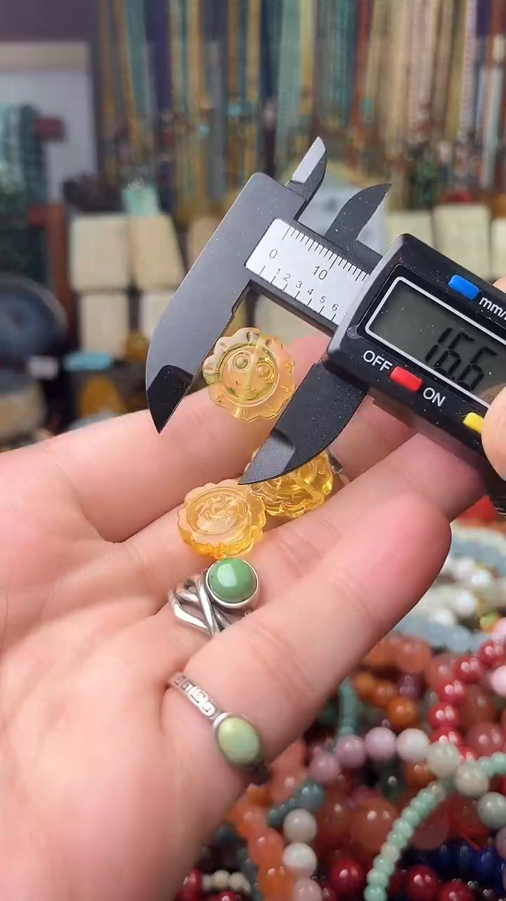 【闪购商品】琥珀裸石未镶嵌（多样性发货 一物一件）5778