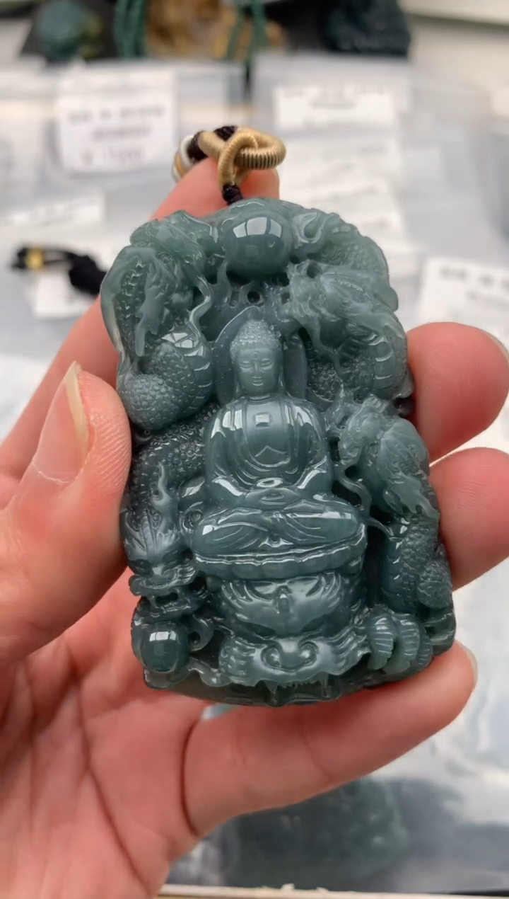 【闪购商品】翡翠颈饰未镶嵌阿弥陀佛