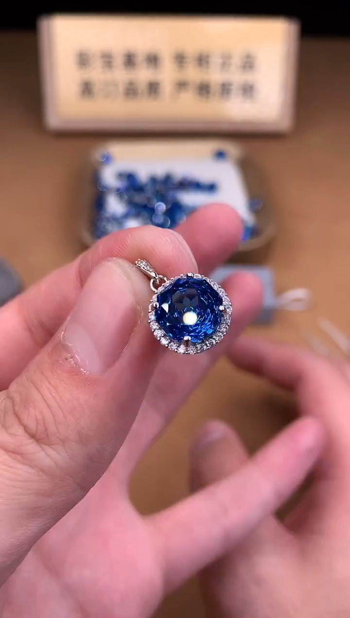 颈饰银S925镶嵌托帕石2222