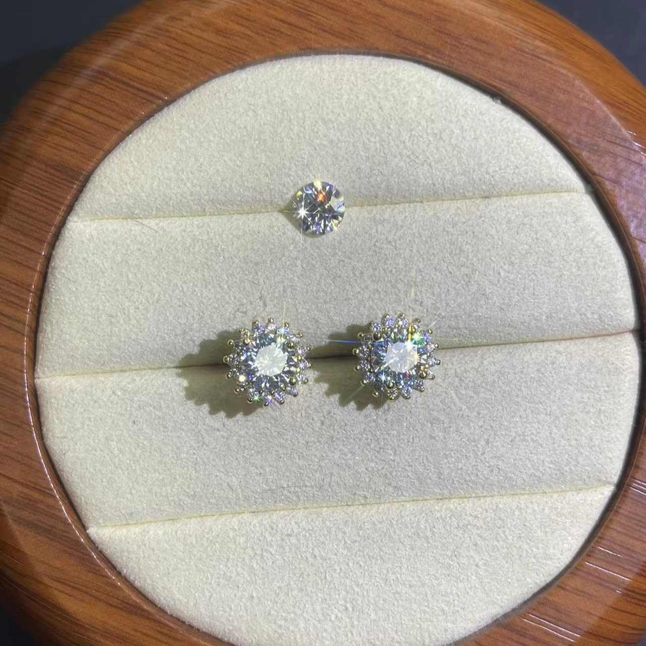  s319黄托太阳花耳钉多样性发货