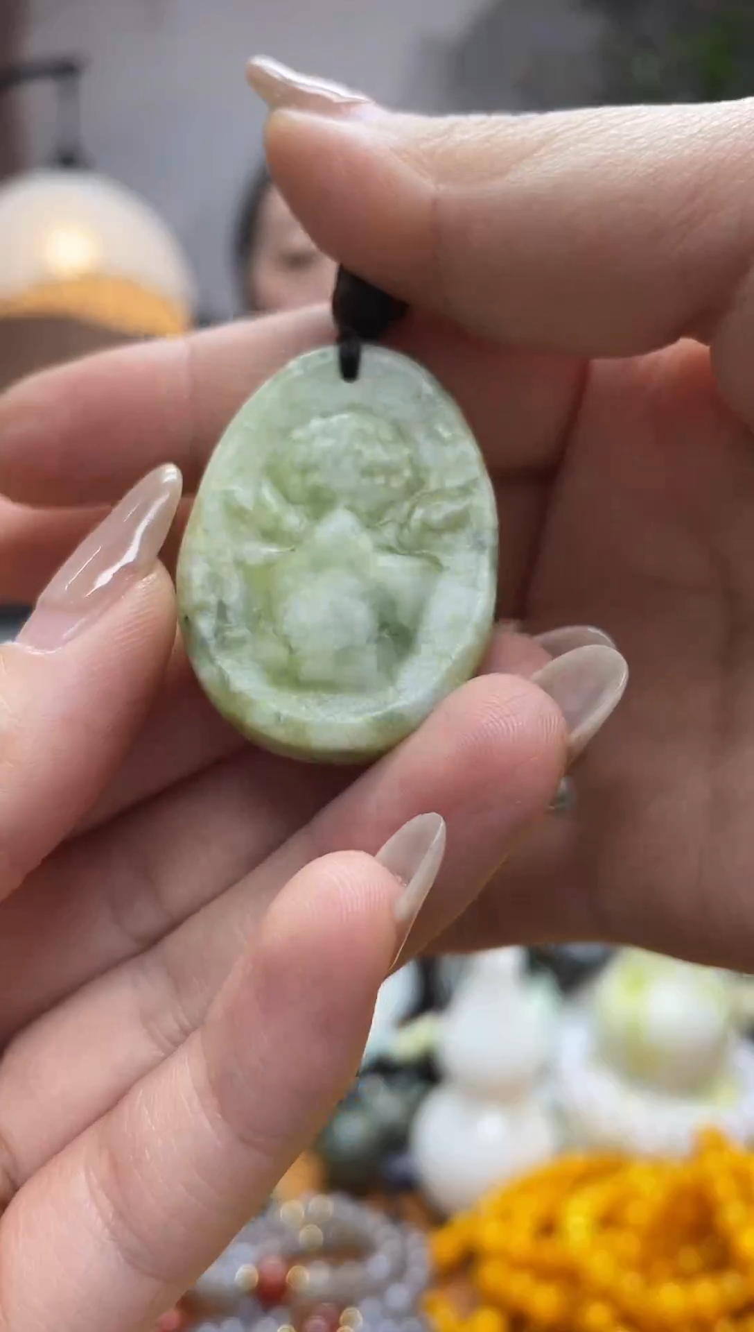 未镶嵌岫玉吊坠`