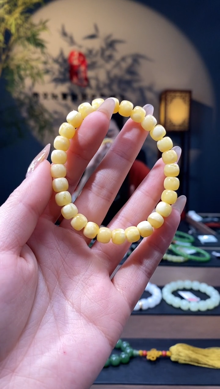 【闪购商品】蜜蜡裸石未镶嵌7.5mm老型手串