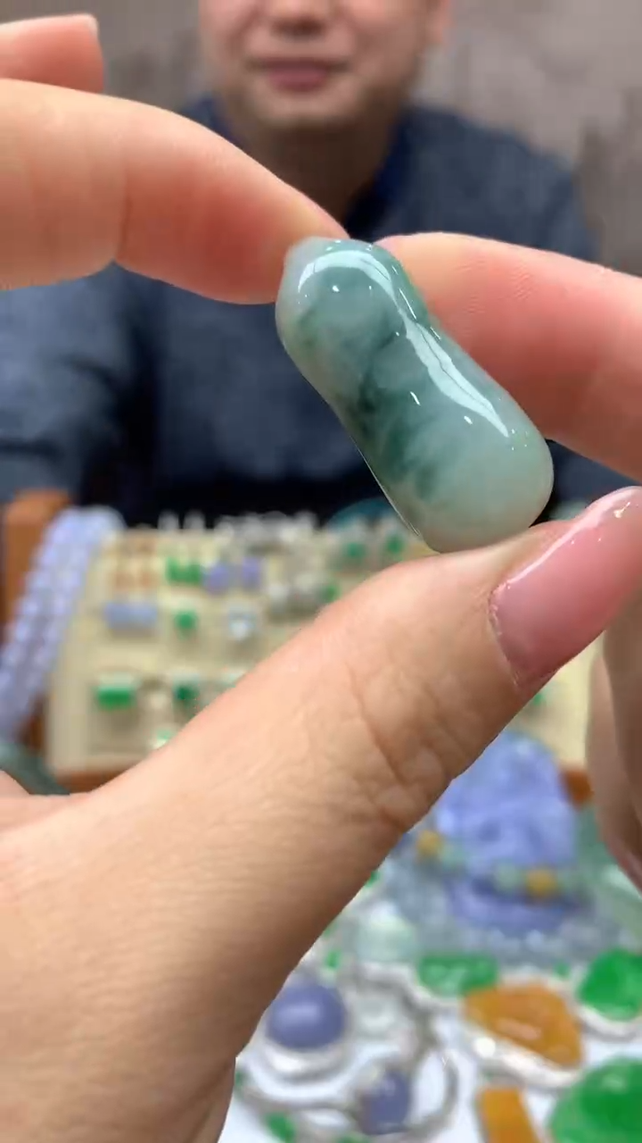 【闪购商品】翡翠颈饰未镶嵌2-天然翡翠