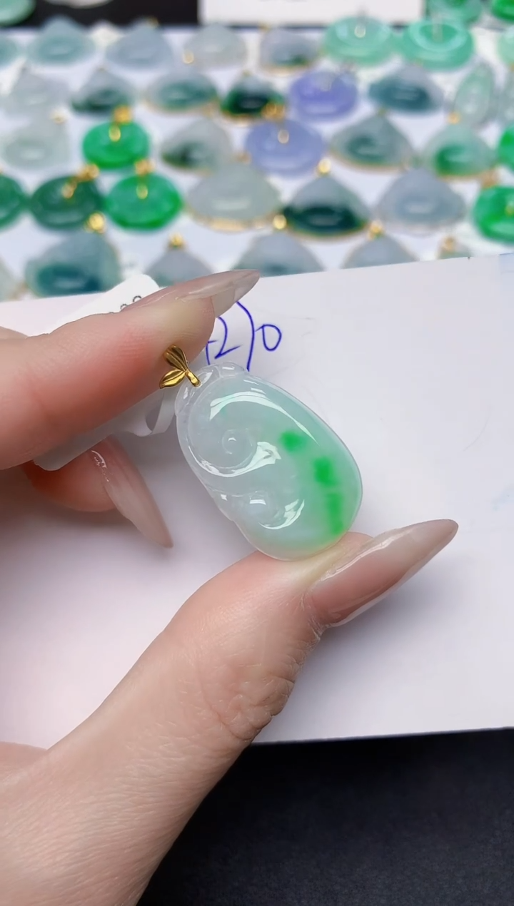 颈饰18K金镶嵌翡翠天然缅甸A货翡翠百元以上9元证书费自理