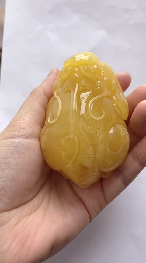 【闪购商品】琥珀裸石未镶嵌蜜蜡吊坠