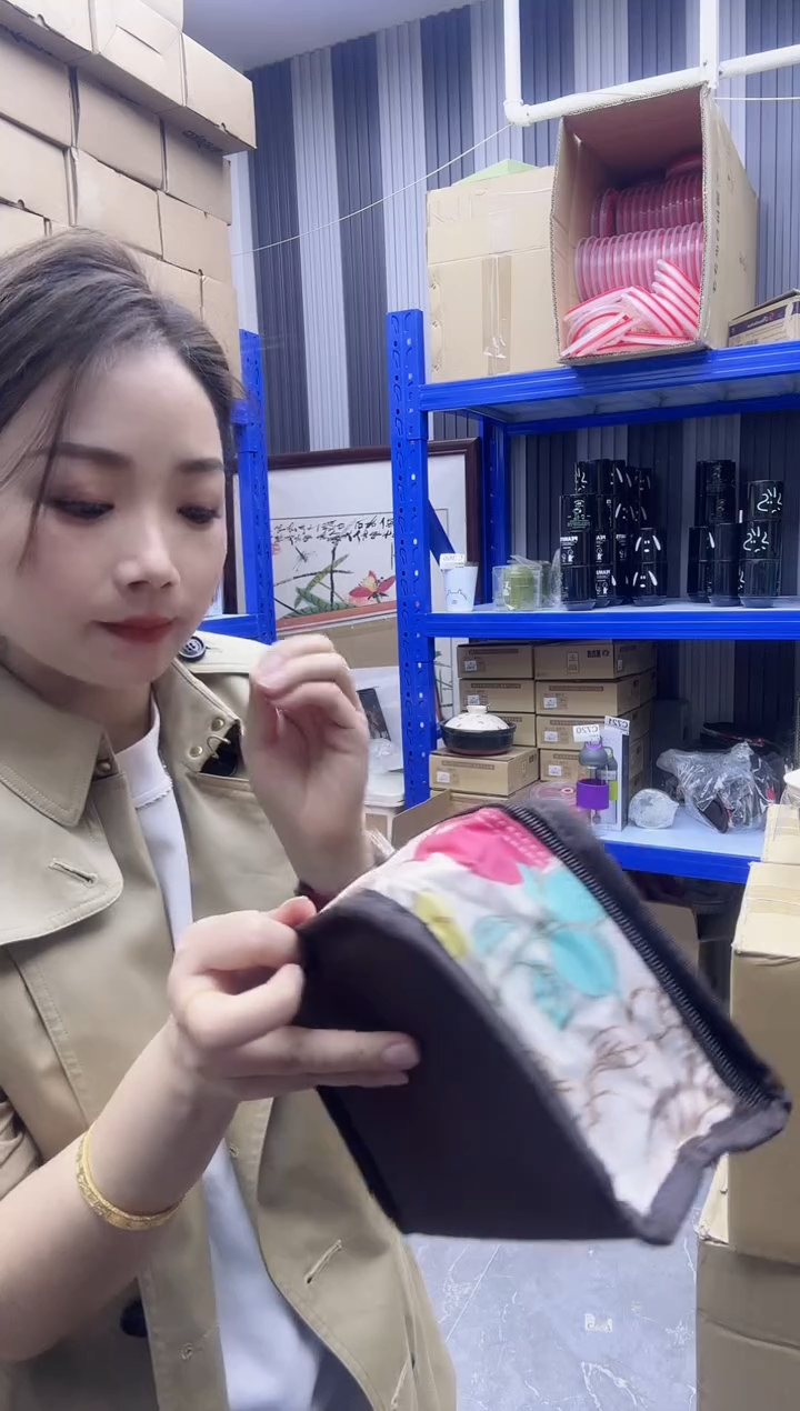 瓷片家用百货 乐口小饭包一只
