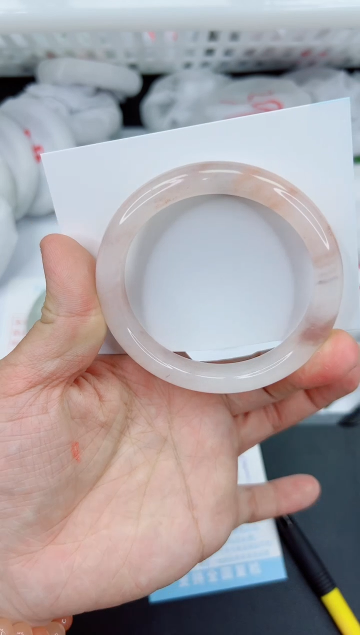 【闪购商品】石英质玉手镯未镶嵌426-58.4