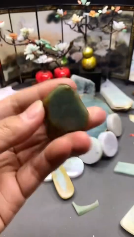 【闪购商品】翡翠耳饰未镶嵌天然翡翠A货