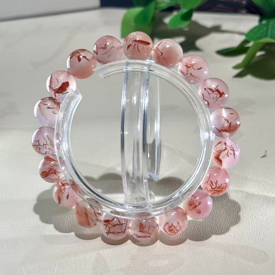 【杰韵南红】天然南红特色粉底冰飘满草花手串10.5mm+（一物一拍）