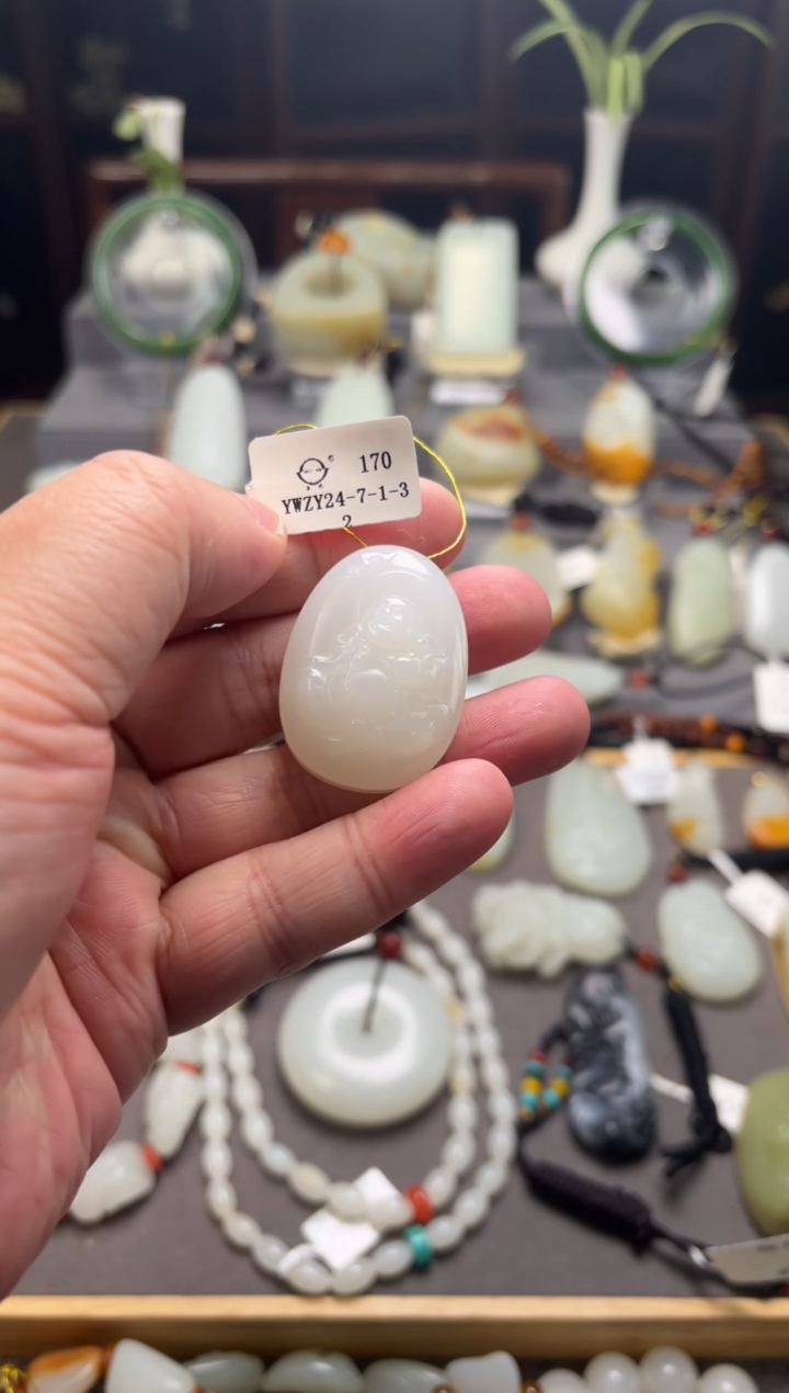 【闪购商品】和田玉挂件未镶嵌佛公 YWZY24-7-1-32 