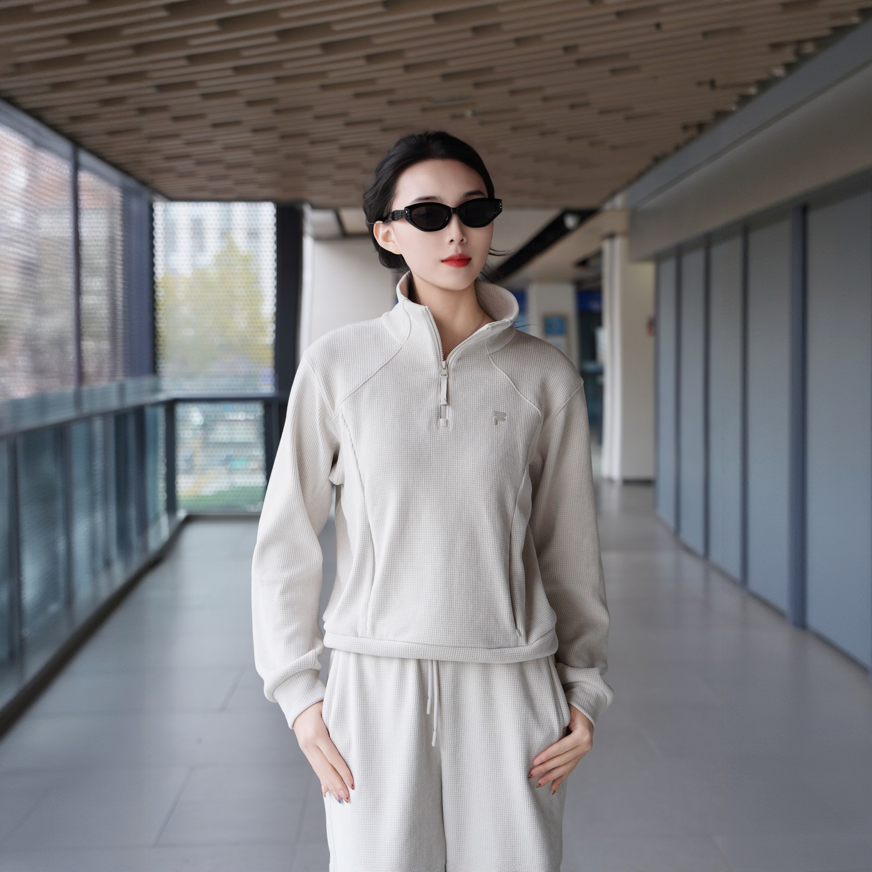 斐乐潮牌卫衣女款秋冬上新运动卫衣舒适时尚户外休闲T11W615202