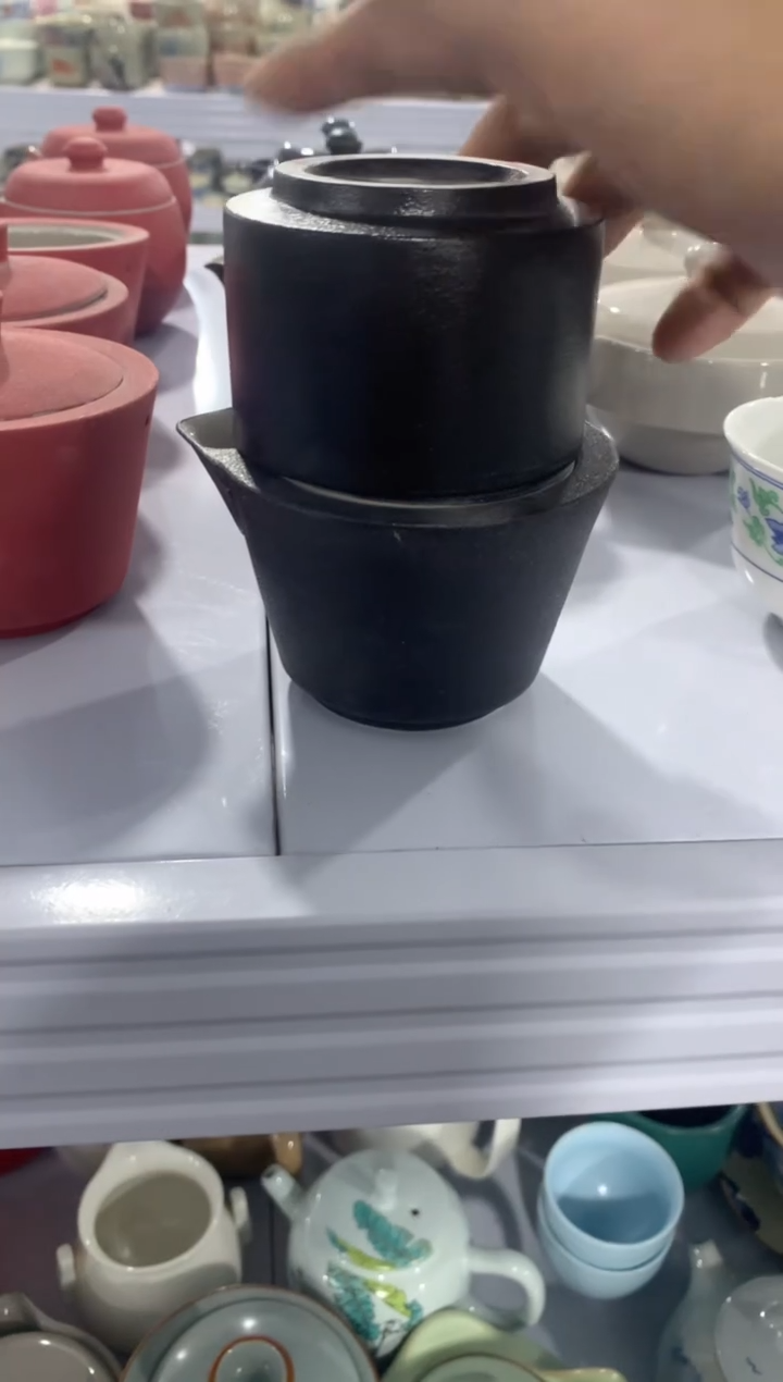茶壶、盖碗、主人杯、客杯（轻轻微瑕介意勿拍）
