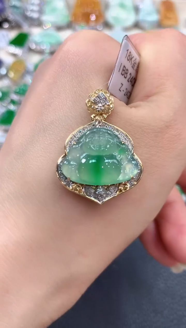 【闪购商品】翡翠吊坠(不含链)18K金镶嵌m62       