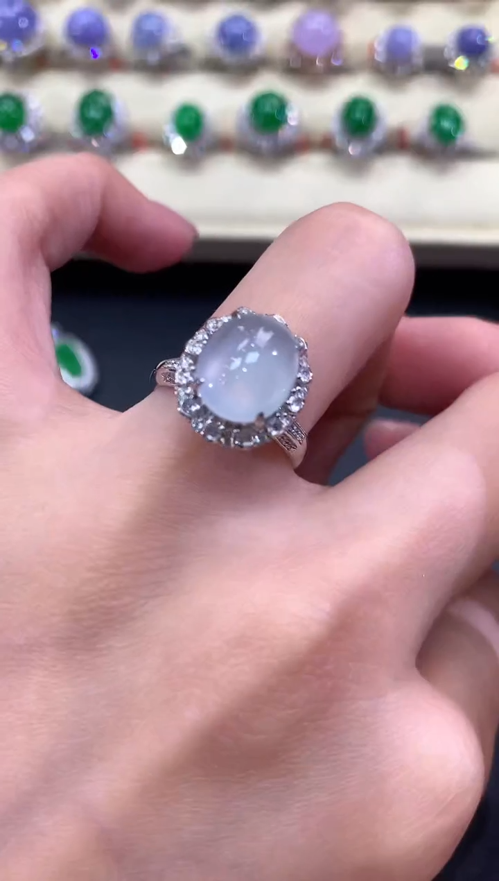 【闪购商品】翡翠戒指18K金镶嵌a180