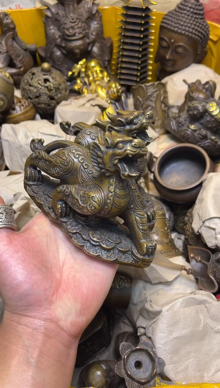 精美铜器，点击下单